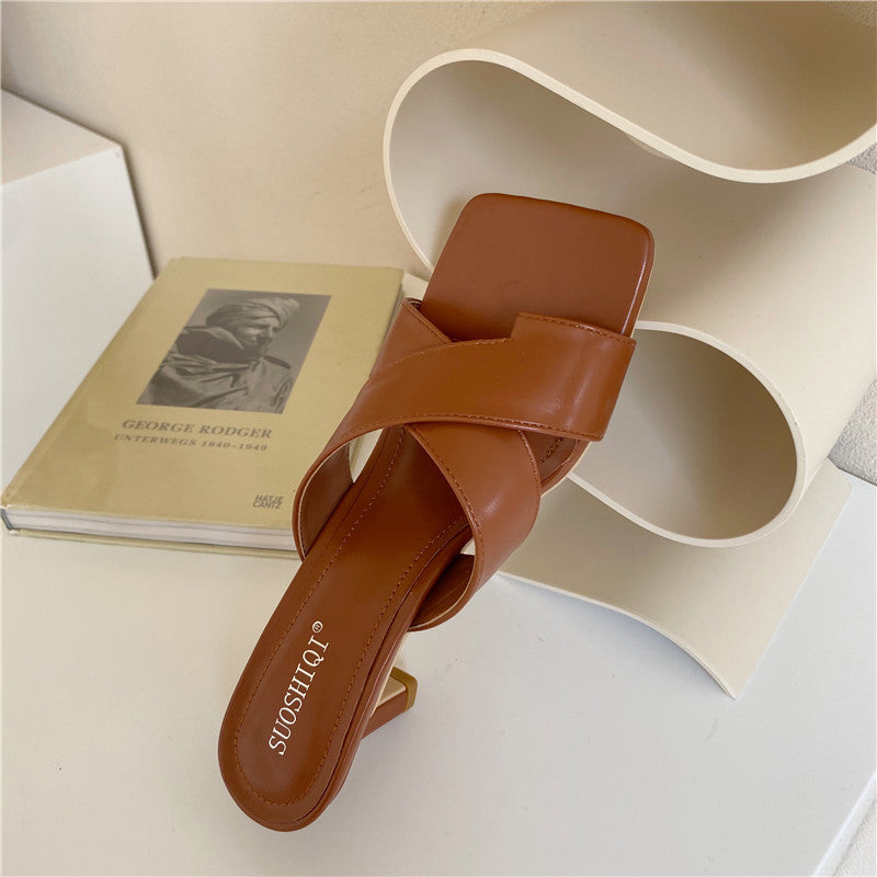 Stiletto toe set cross with beach loafer square head sandals for women