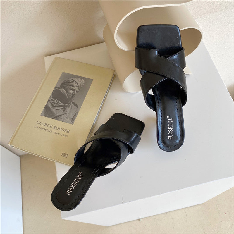 Stiletto toe set cross with beach loafer square head sandals for women