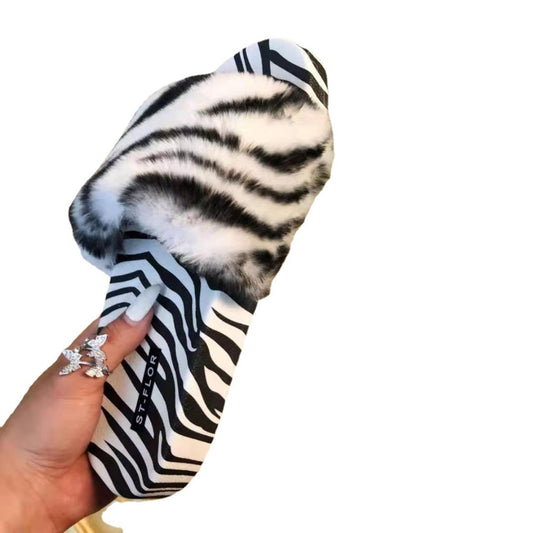 Home Fashion European And American New Style Plush Flat Sandals And Slippers For Women In Summer